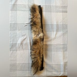 Canada Goose Fur Hood Trim